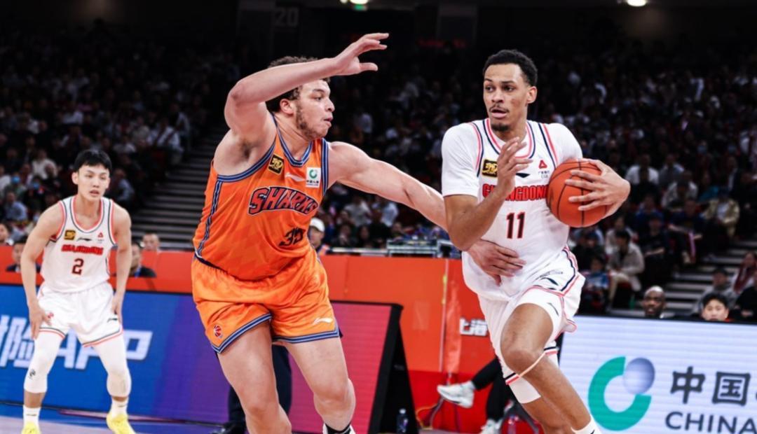 球队内部矛盾激化,队员离队 球队内部矛盾激化,队员离队