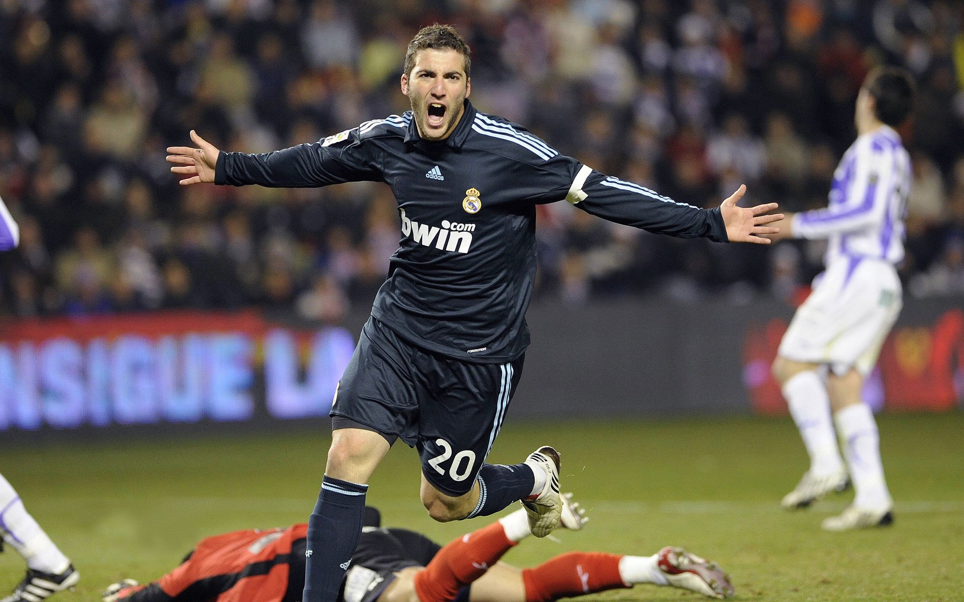 总决赛之夜，塔图姆一手掌控比赛走势